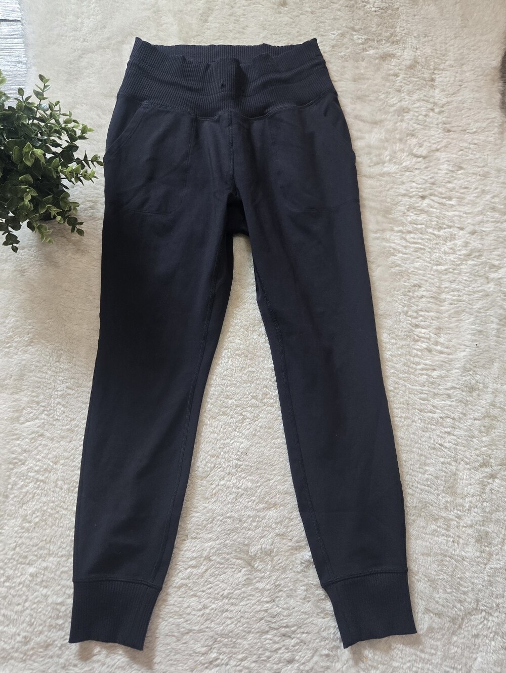 Avalanche Outdoor Black High-Waisted Tapered Jogger Activewear Gorpcore Pants, L